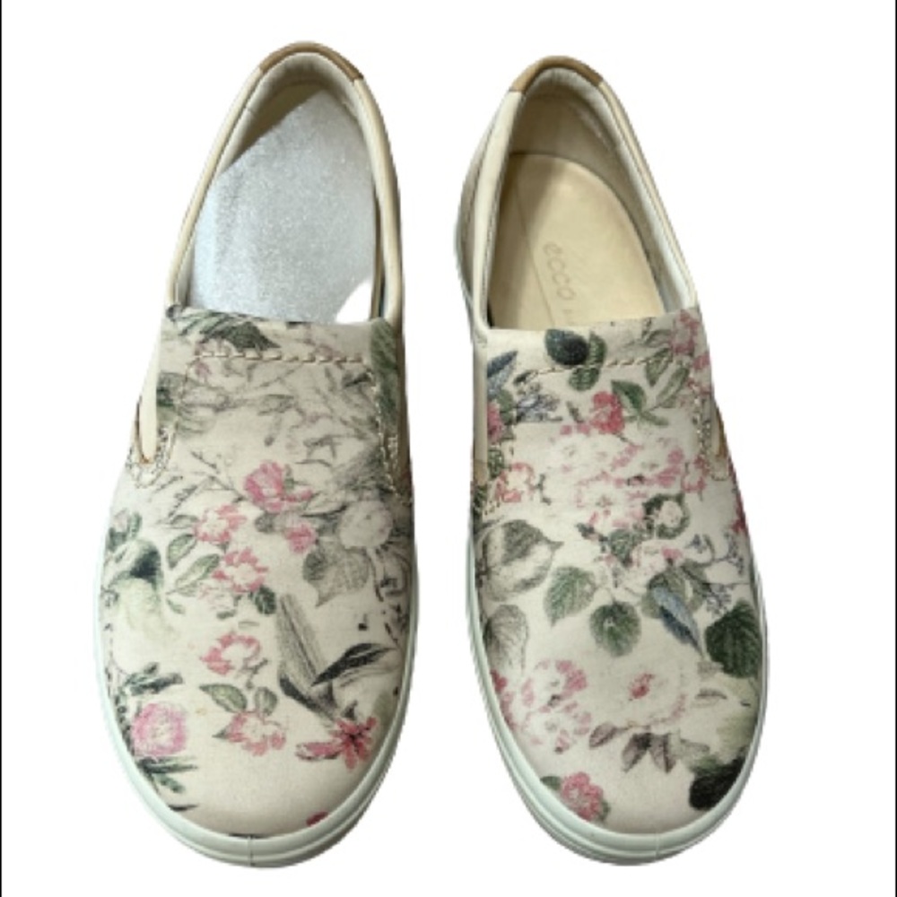 Ecco Soft 7 Slip-On Floral Blossom Leather Removable Insole Size EU35 US5